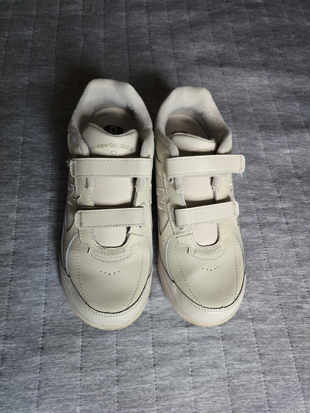 577 New Balance Womens Cream Velcro Sneakers